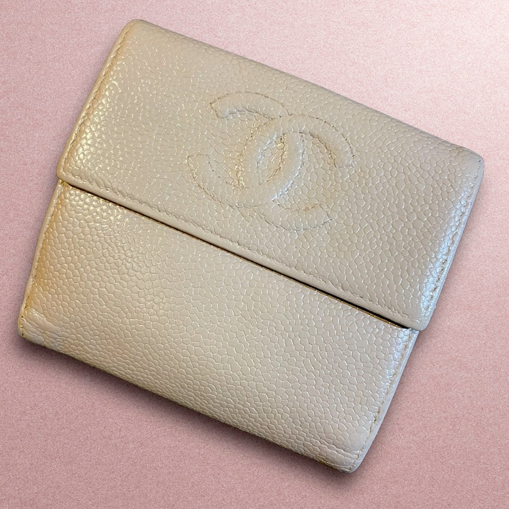 Chanel CC Compact Trifold Wallet in Beige Caviar Leather